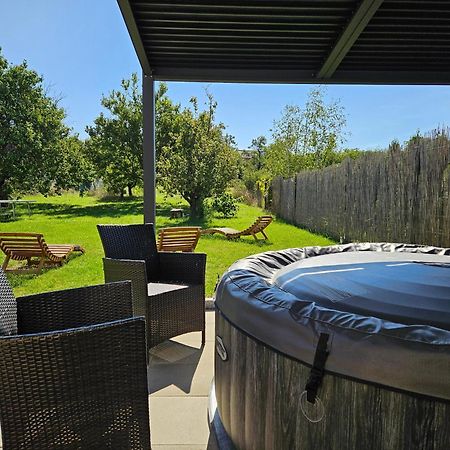 Holiday Home Znojmo W/ Wellness & Wine 外观 照片