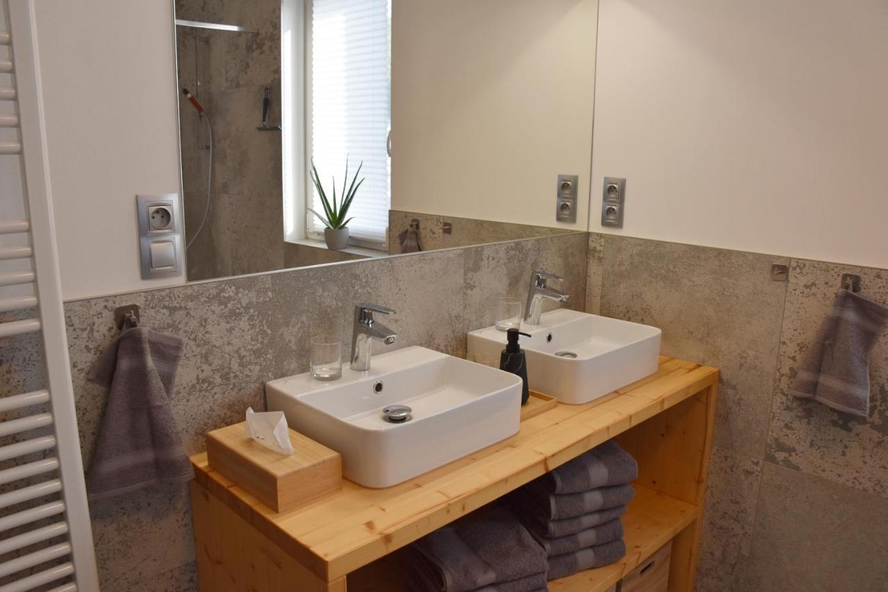 Holiday Home Znojmo W/ Wellness & Wine 外观 照片